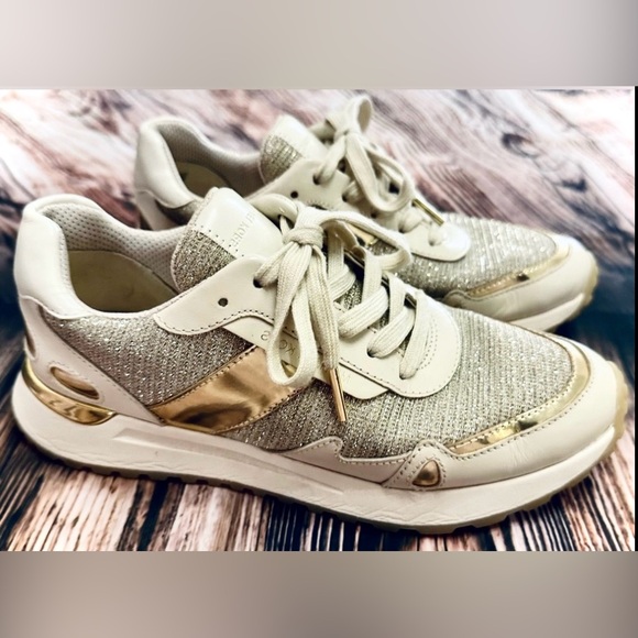 MICHAEL KORS || Monroe Glitter Chain-Mesh Trainer in Ivory + Gold - SZ 7M - Picture 1 of 16